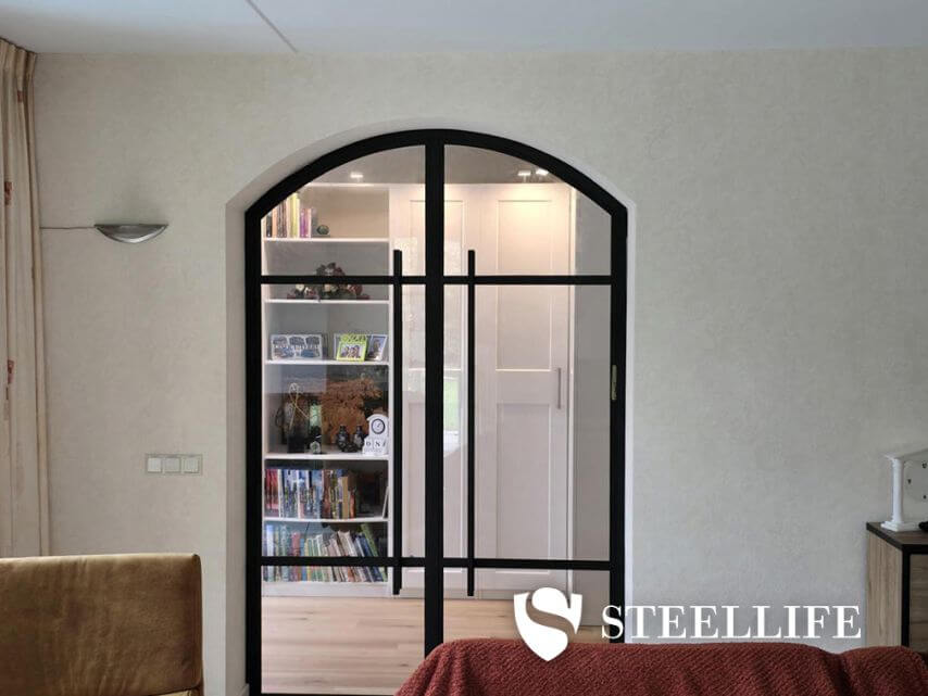 Stalen getoogde dubbele scharnierdeuren