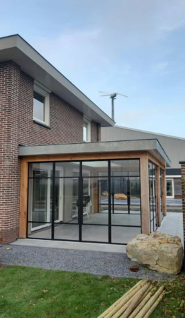 Stalen buitenpuien ongeïsoleerd op maat